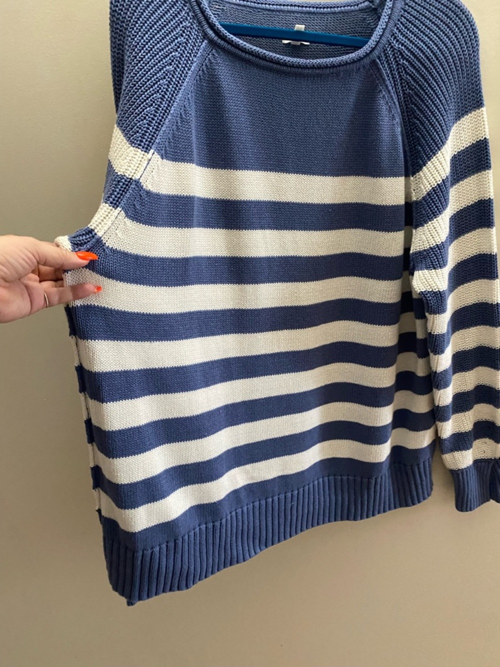 aerie Bistro sweater - Picture 7 of 16